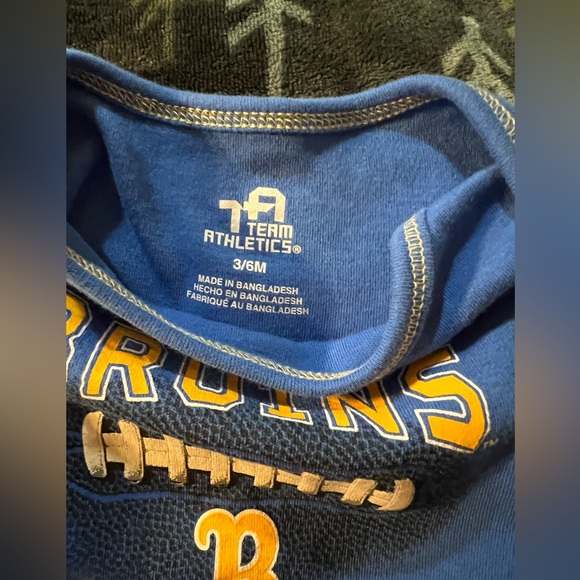 Set of 3 | (2) Boston Red Sox Onesies & (1) UCLA Bruins Onesie | 3-6 mos - Picture 4 of 12